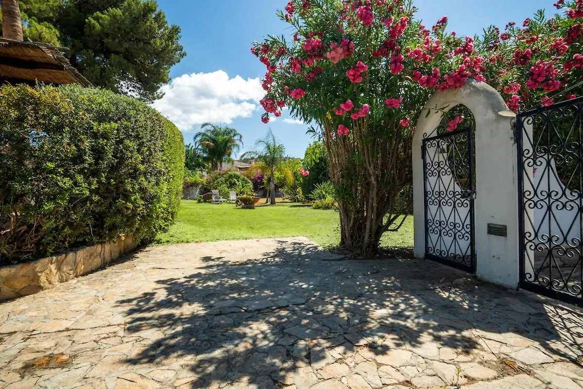 Villa Simius 0*,  Itália