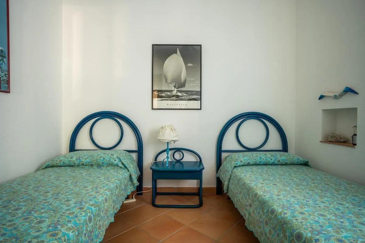 Villa Simius 0*,  Itália